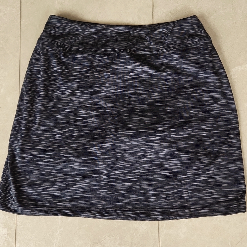 2/25$***Seg'ments Luxe Stretchy Skorts